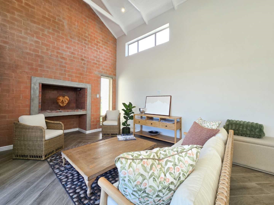 2 Bedroom Property for Sale in Stilbaai Wes Western Cape